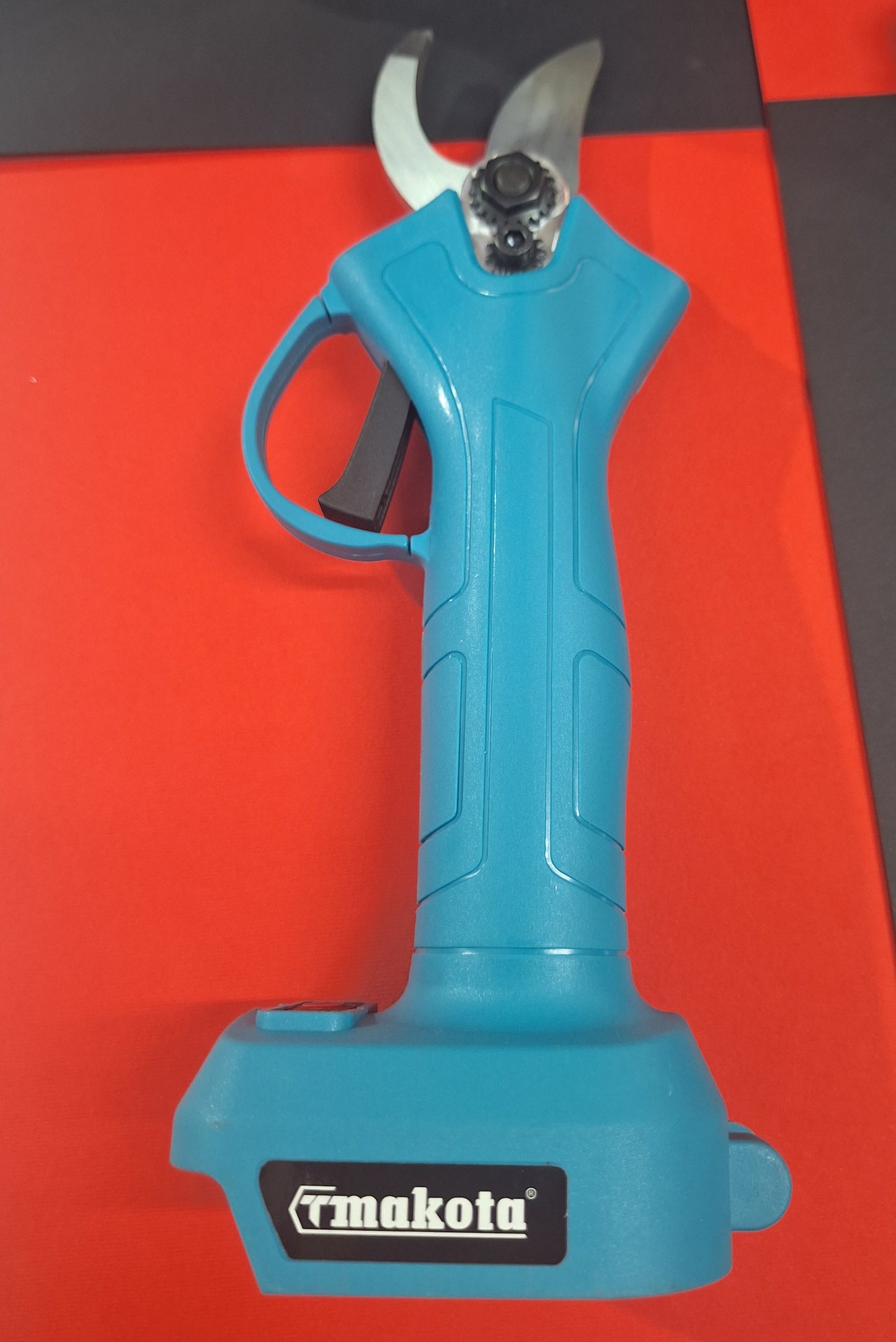 FORBICE 30mm PER POTATURA 48Vf