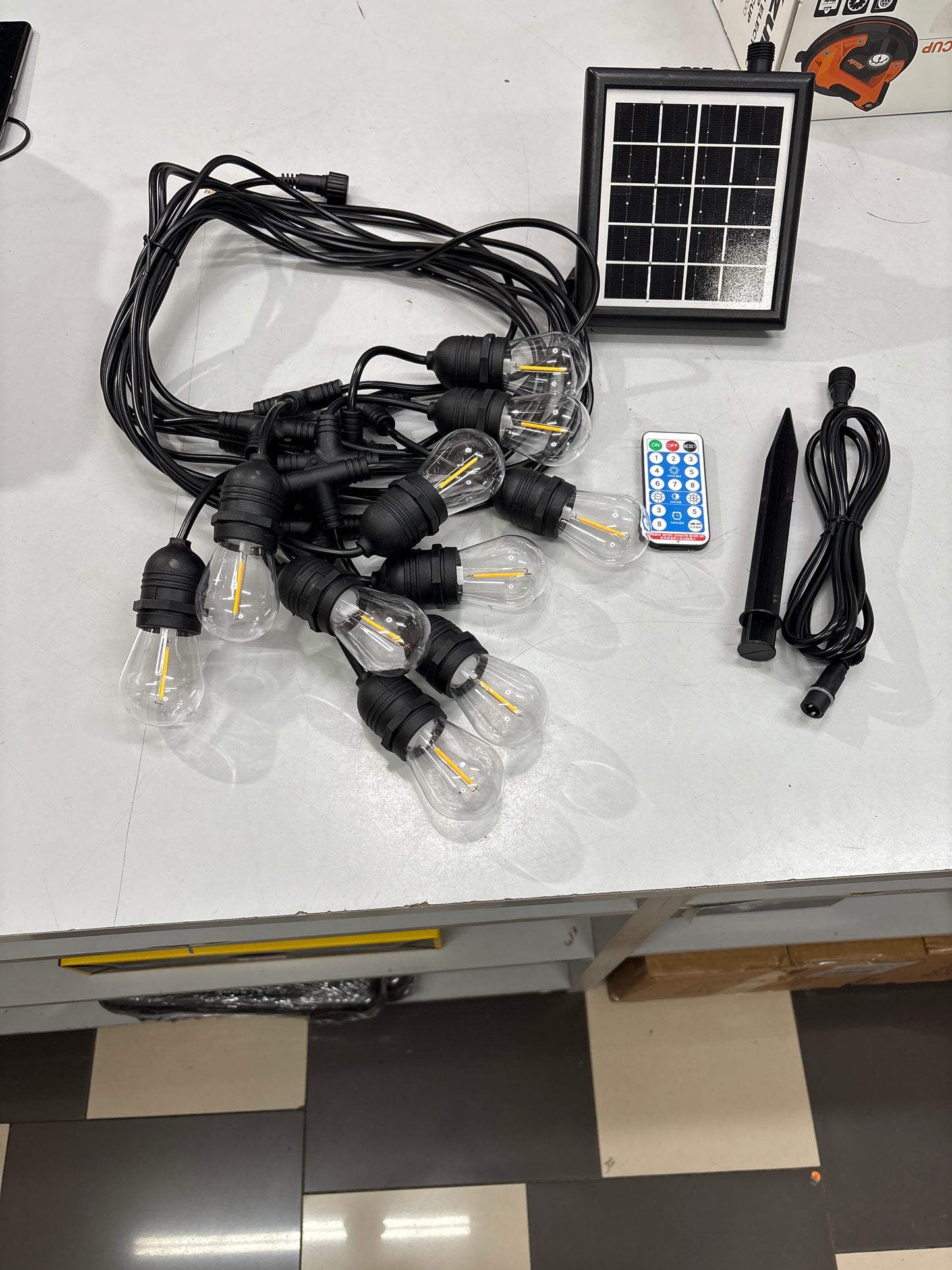 Catena luminosa solare 10 metri 12 lampadine