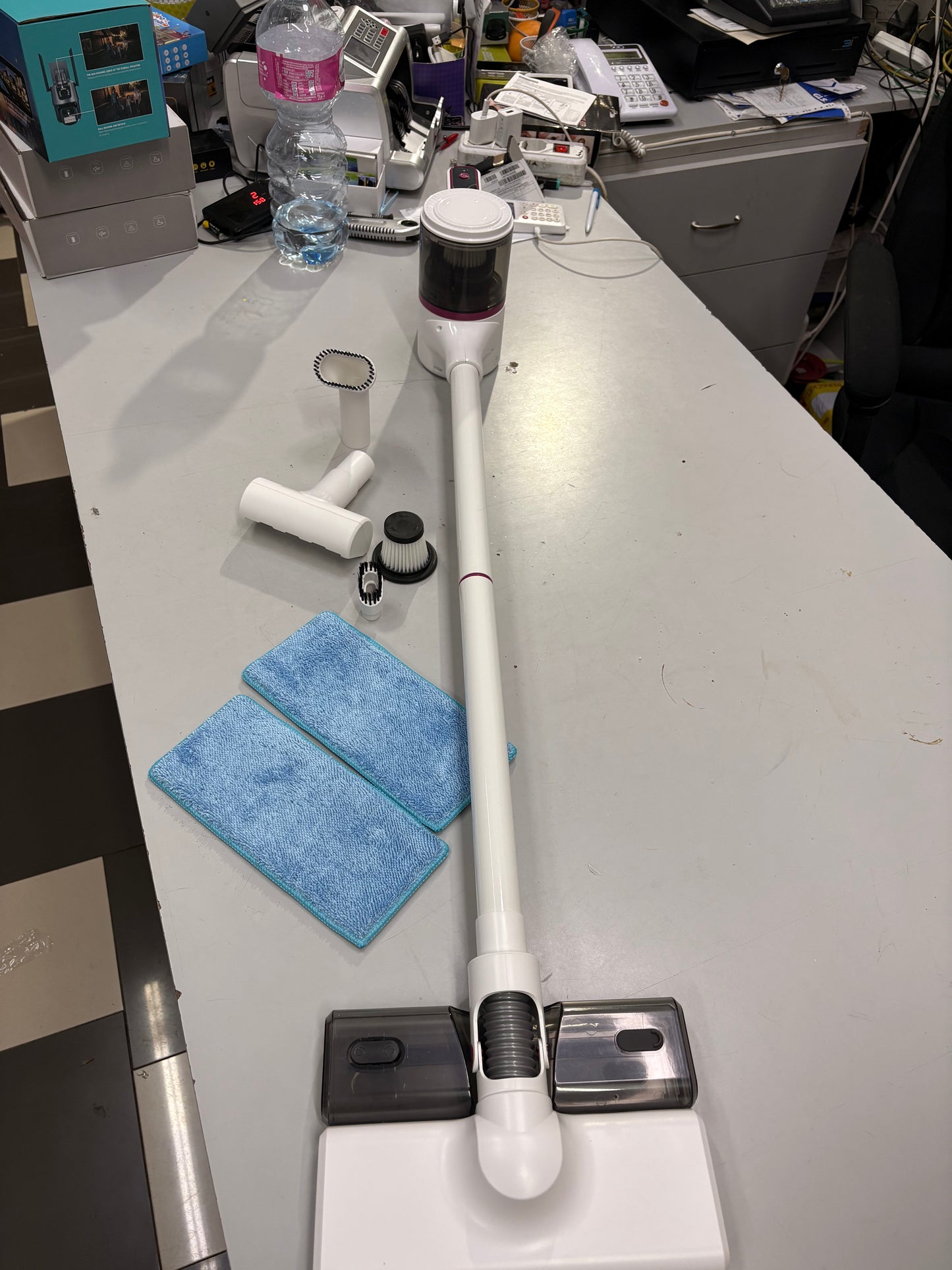 Aspirapolvere 4 in 1 senza filo