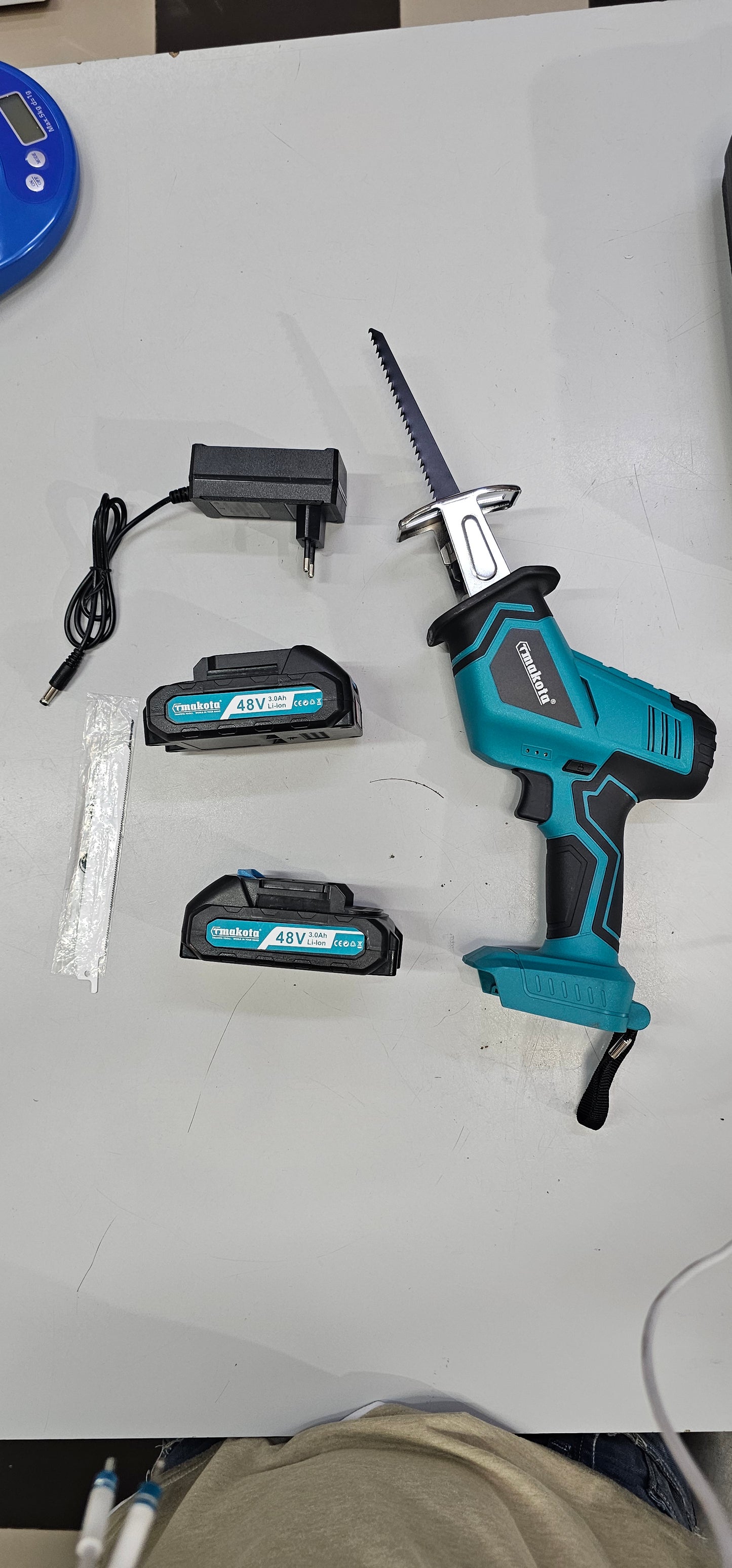 Makota Seghetto a Gattuccio Motosega Alternativa Elettrosega 2 batterie